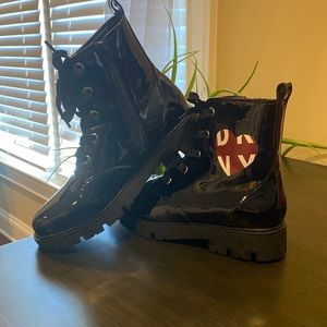 DKNY boots